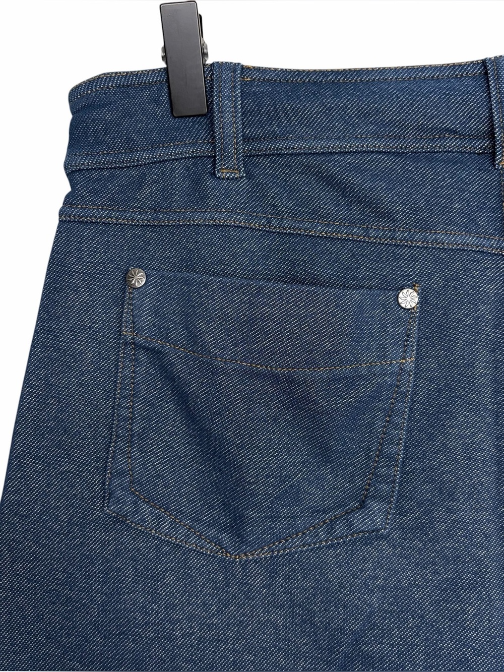 Athleta Denim Bettona Classic Skort M Blue Jean Stretch Travel Hiking Outdoor - Picture 3 of 7